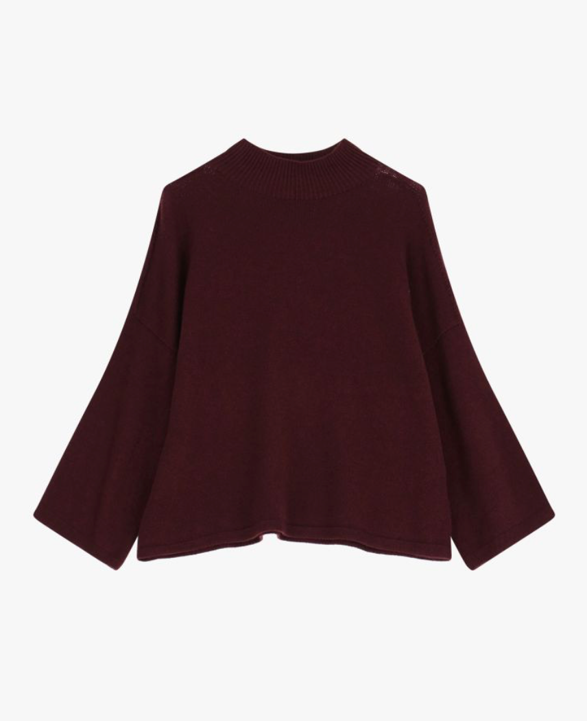 Sweater with wide sleeves and polo neck