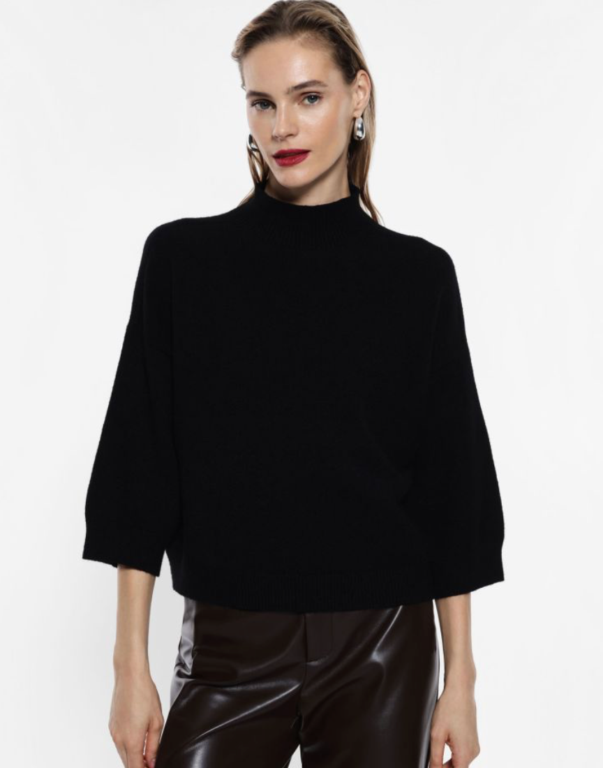 Pullover with high neck and 3/4 sleeves