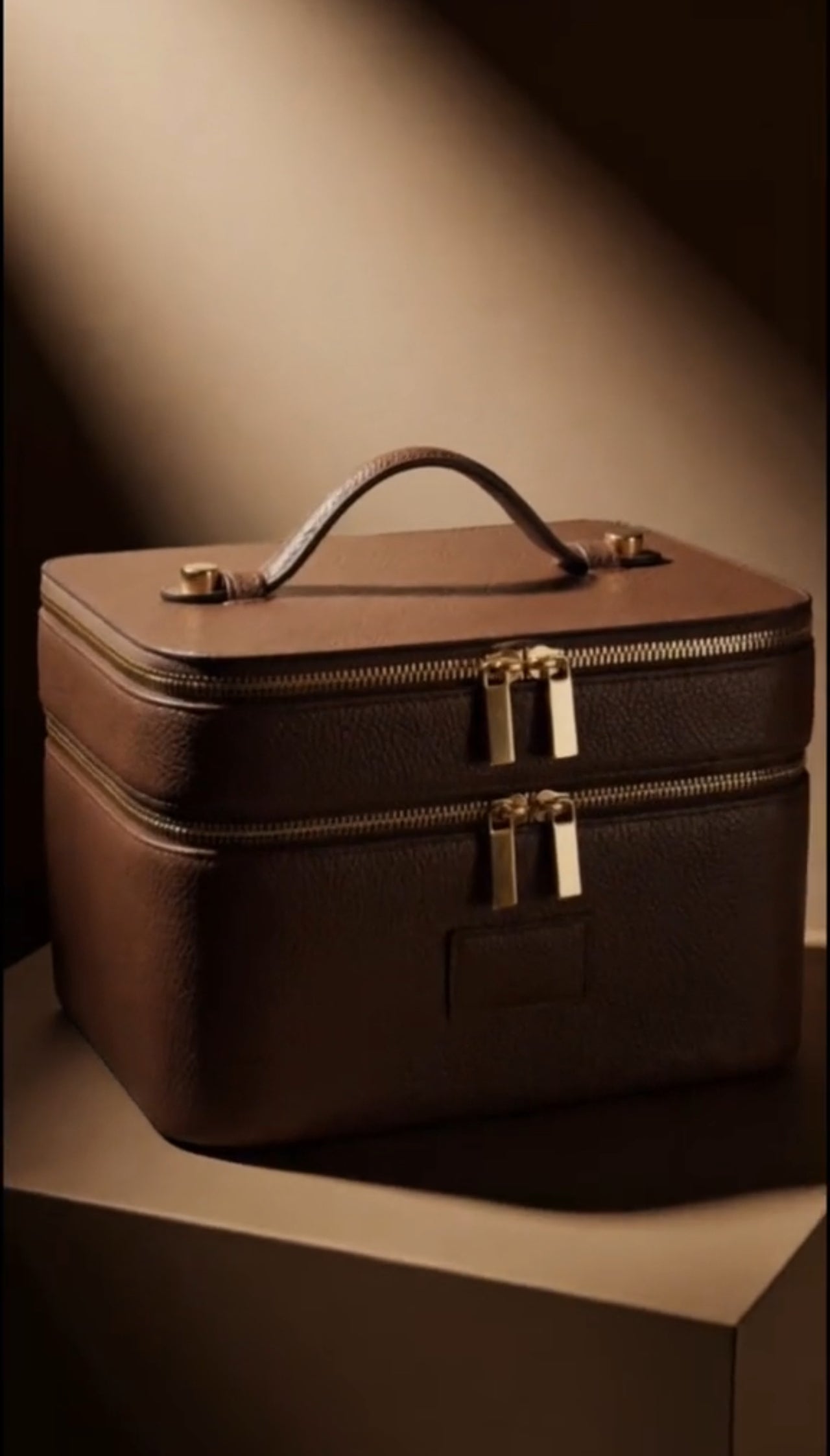 The Selenia: Multi-Scene AI Ad Workflow & Prompt Kit